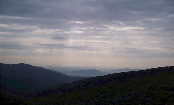 The view heading south on Skyline Drive.